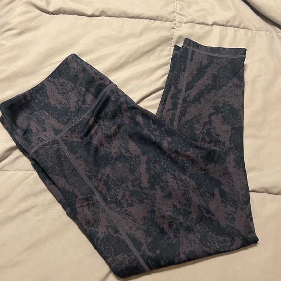 Zyia light and tight charcoal mood capri - Picture 3 of 5